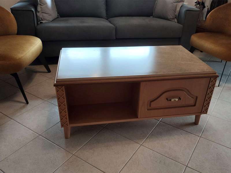 Τραπεζάκια