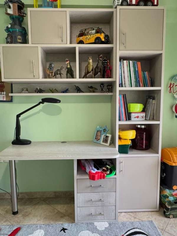 Γραφεία - Βιβλιοθήκες