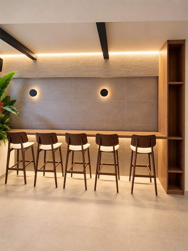 OLLAN Coctail Bar - Bistro