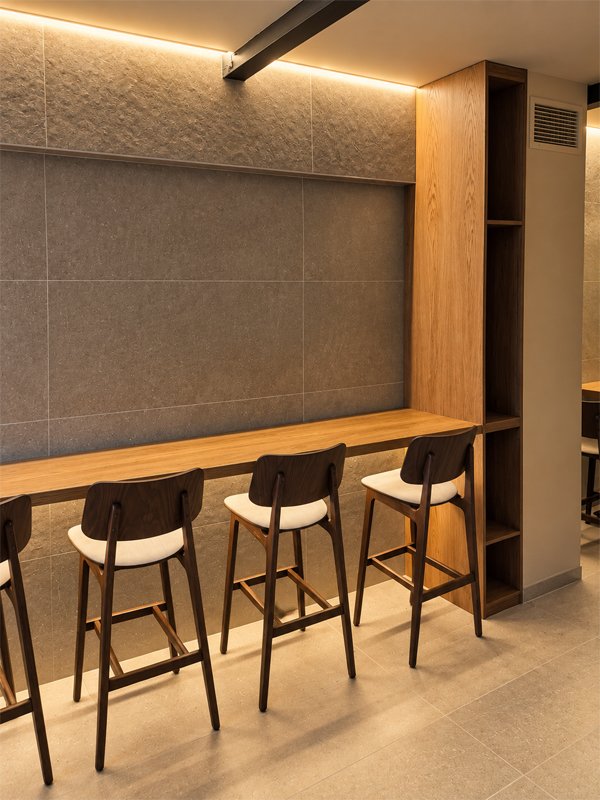 OLLAN Coctail Bar - Bistro