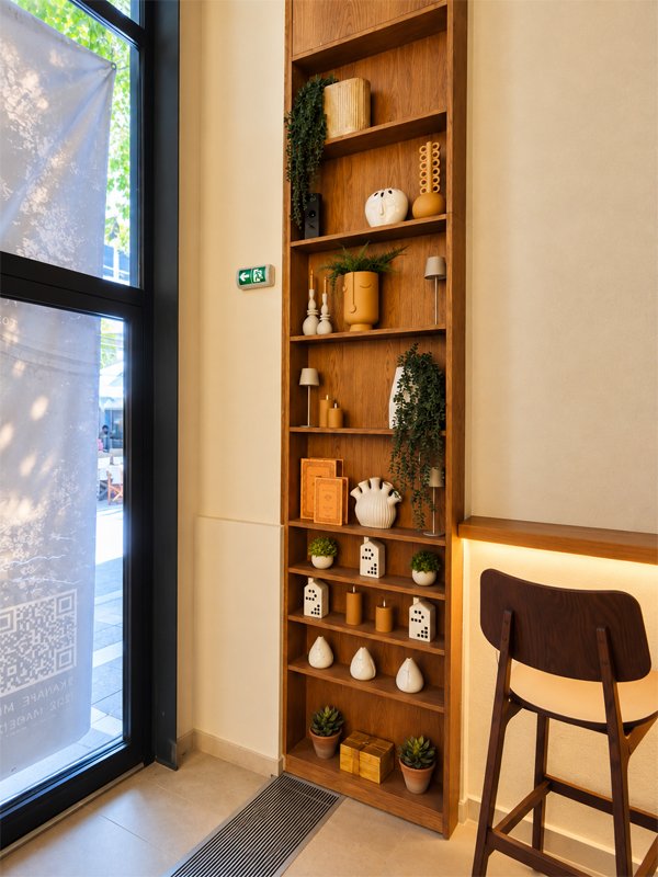 OLLAN Coctail Bar - Bistro