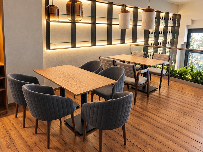 OLLAN Coctail Bar - Bistro