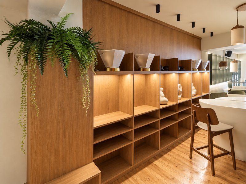 OLLAN Coctail Bar - Bistro